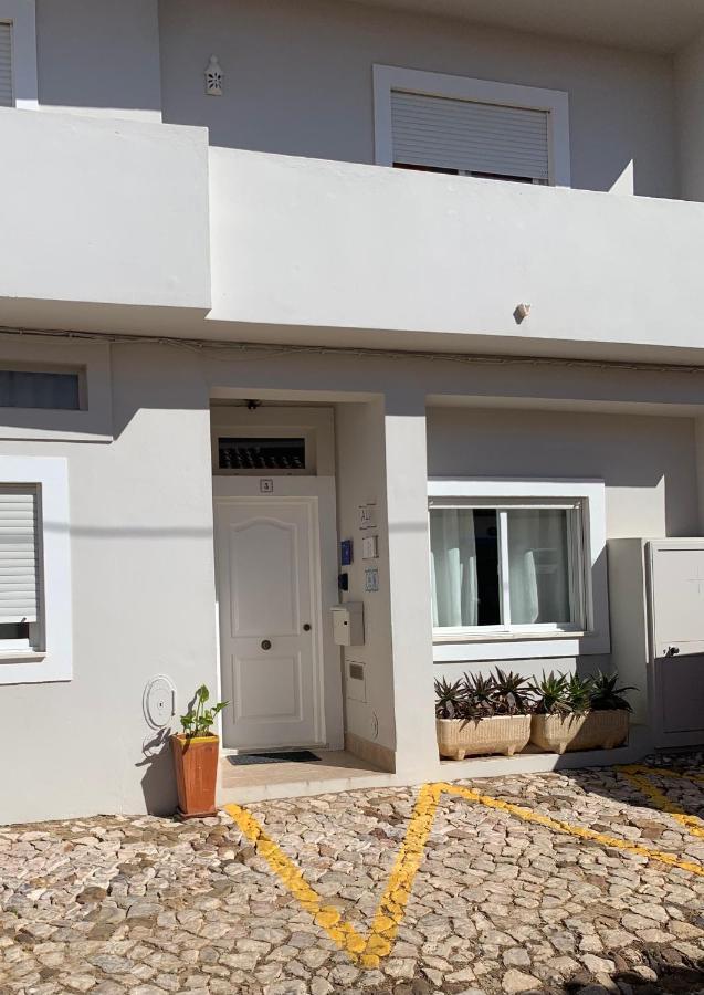 Casa Da Aldeia - Guest House Odiáxere Exterior photo